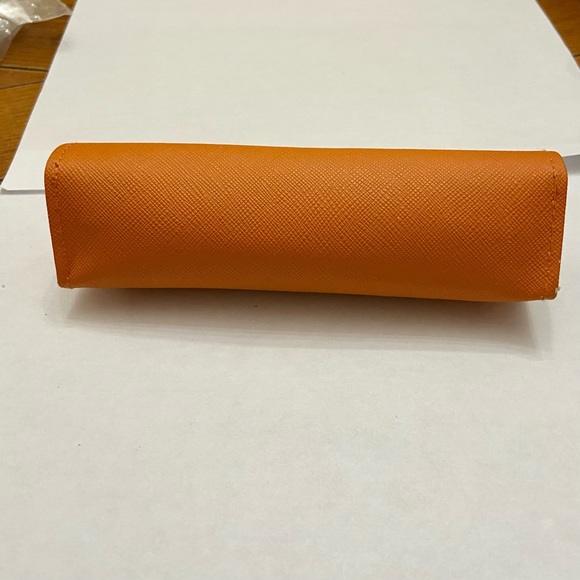 Vintage Authentic Tory Burch Sunglasses with Case - Picture 13 of 14